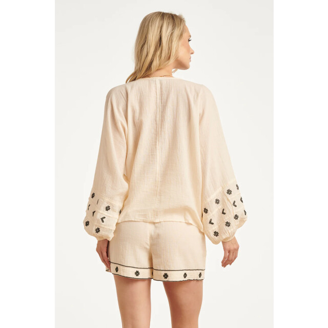 Smashed Lemon Off white blouse met zwarte borduursels en strikkoord | 8718679038416 large