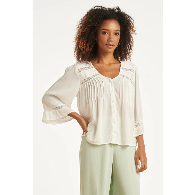 Smashed Lemon Gebroken wit blouse met kant en fijne details | 8718679037617 large