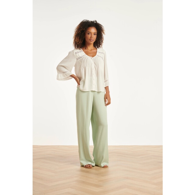 Smashed Lemon Gebroken wit blouse met kant en fijne details | 8718679037617 large