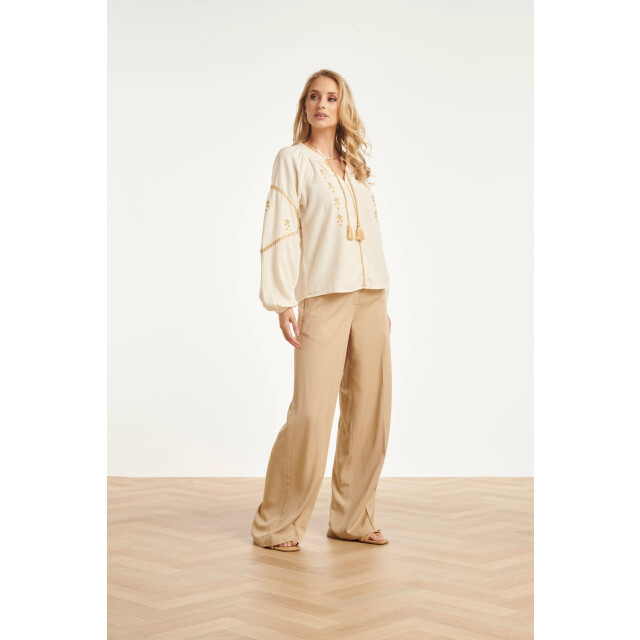 Smashed Lemon Off white blouse met gouden borduursels en koorddetail | 8718679038577 large