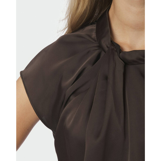 Neo Noir Blouse korte mouw 160990 fleur Neo Noir Blouse korte mouw 160990 Fleur large