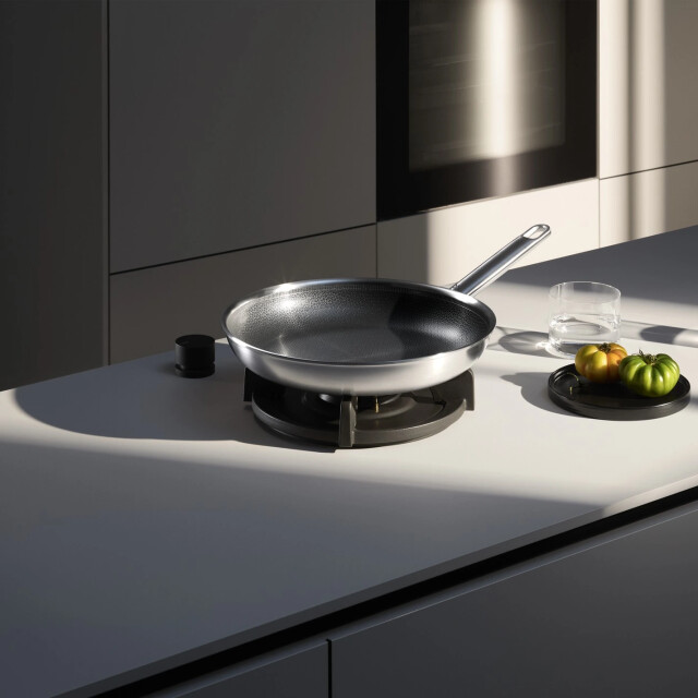 WMF Profi resist koekenpan 28 cm 10251000 large