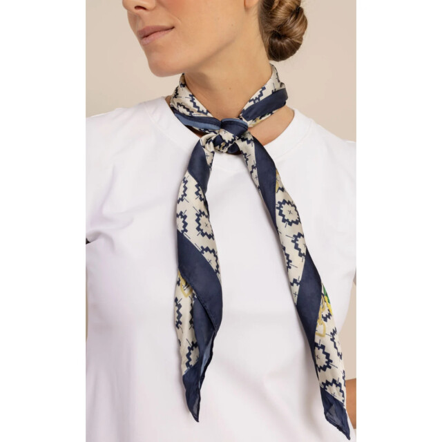 Studio Anneloes Monogram flower scarf 134669 large