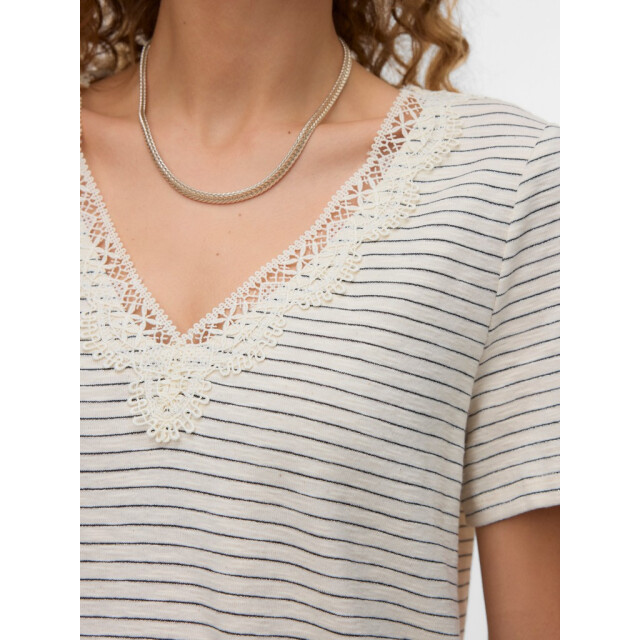 Vero Moda Vmkaroline ss v-neck top jrs btq ecru dessin 4339.08.0055 large