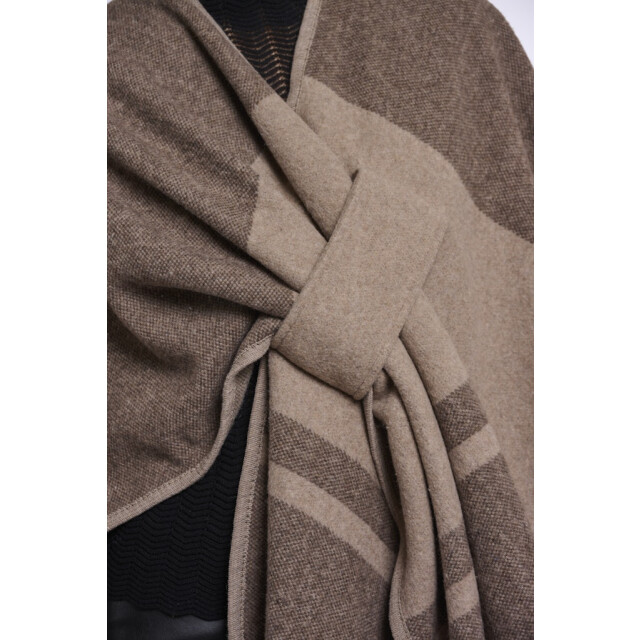 Rino & Pelle cape levi.7002611 11169 toffee check 06741.882.0041 large