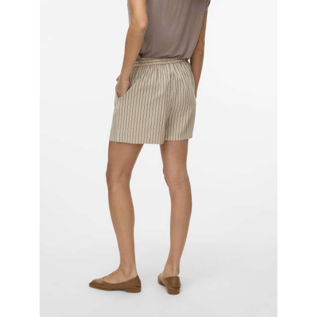Vero Moda Jesmilo high waist shorts 10279694 large
