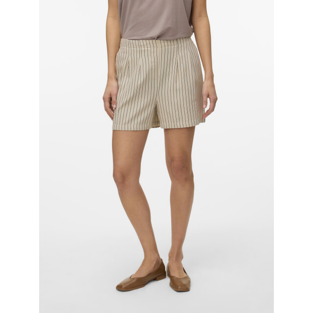 Vero Moda Jesmilo high waist shorts 10279694 large
