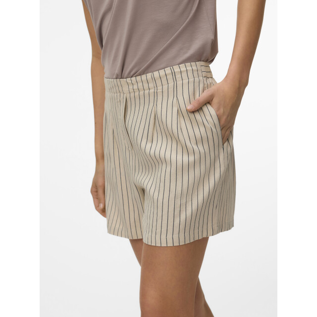Vero Moda Jesmilo high waist shorts 10279694 large
