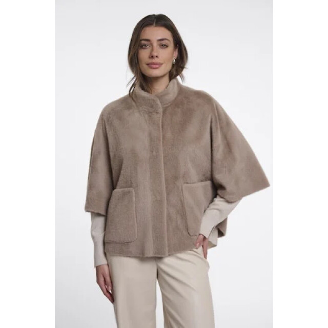 Rino & Pelle Dewi.7002611 rino en pelle faux fur cape mocha latte Dewi.7002611 Mocha latte large