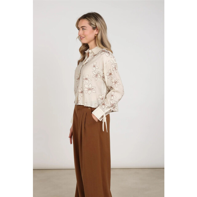 Nukus Nkf02118 9 bailey blouse flower sand NKF02118 9 large