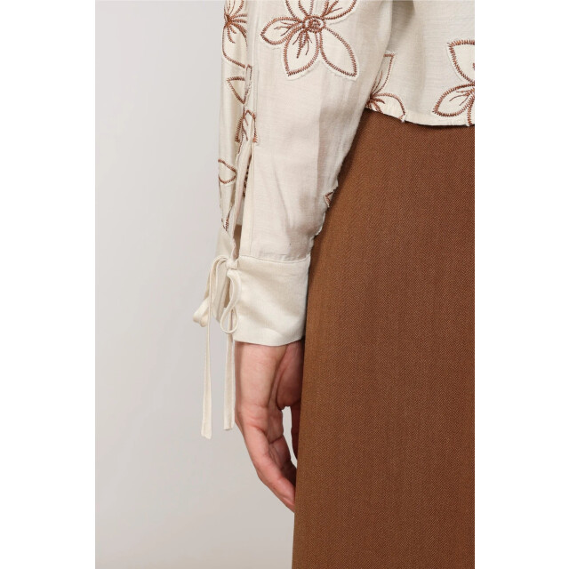 Nukus Nkf02118 9 bailey blouse flower sand NKF02118 9 large