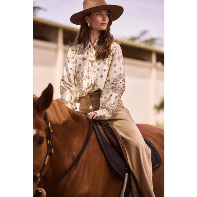 Nukus Nkf02201 318 angie blouse tie paisley offwhite/toffee NKF02201 318 large
