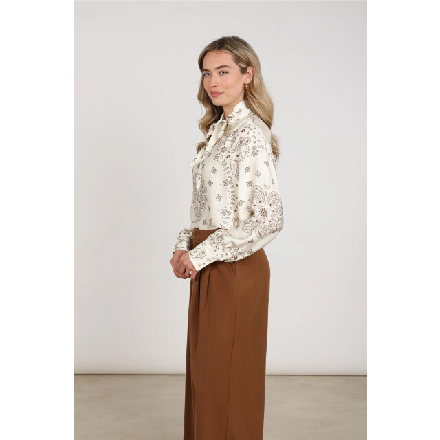 Nukus Nkf02201 318 angie blouse tie paisley offwhite/toffee NKF02201 318 large
