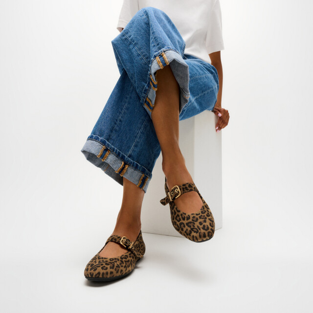 FitFlop Delicato suede leopard mary janes ADQ large
