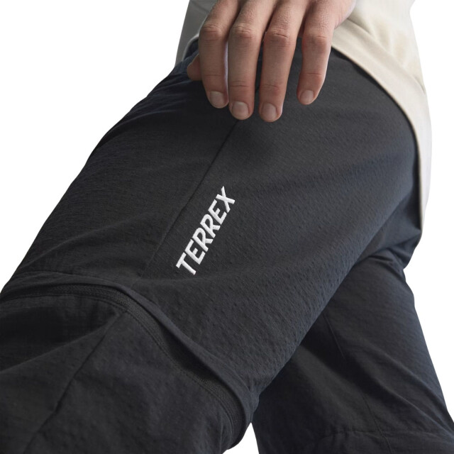 Adidas Wandelbroek heren JY4166 large
