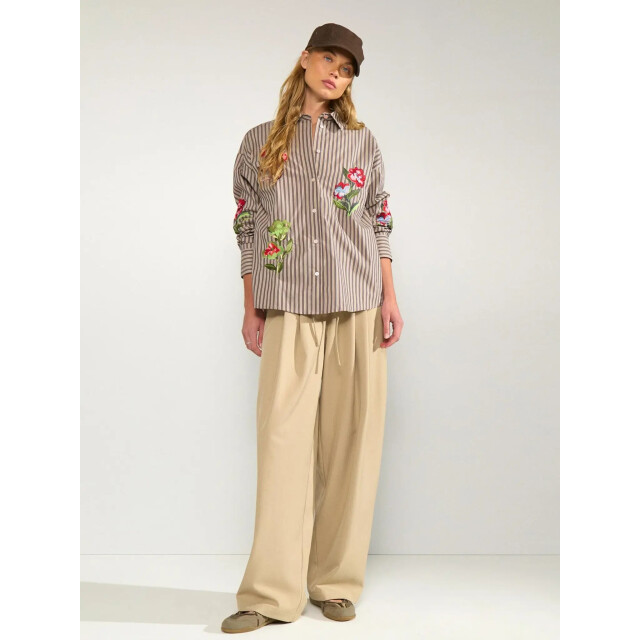 Nümph Nukacey 707171 embr shirt deep taupe 707171 large