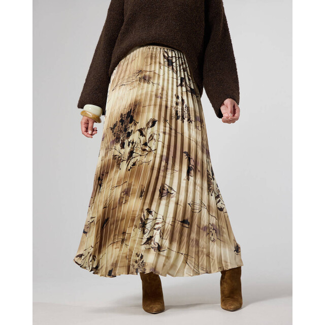 Label Dot Rok 2622013 edytha Label Dot Rok 2622013 EDYTHA large