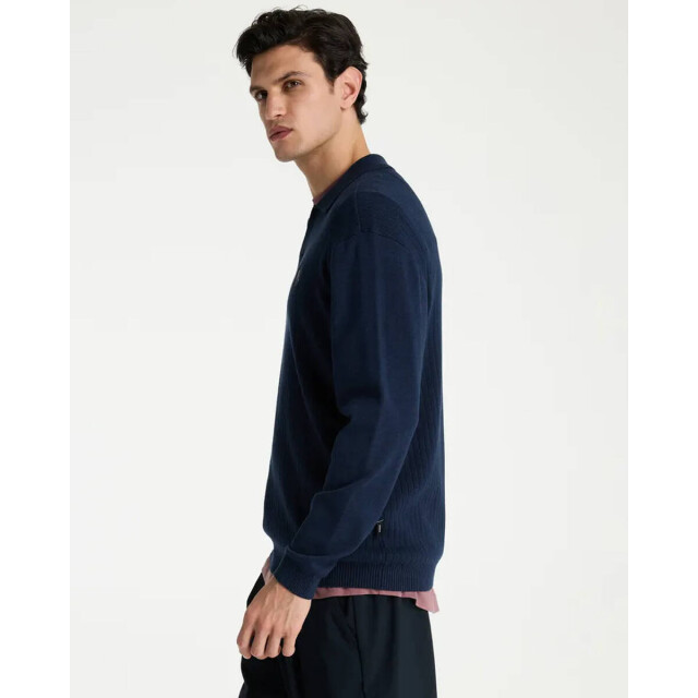Chasin' Pullover 31180003 CHASIN' Pullover 31180003 large