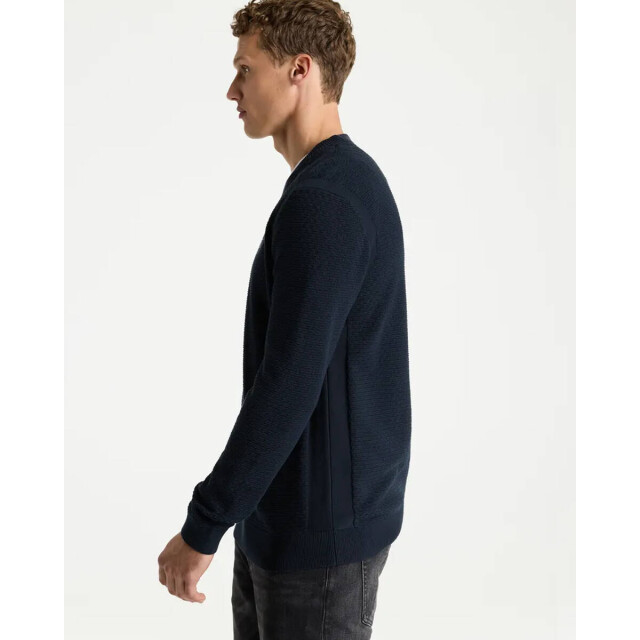 Chasin' Pullover 31110027 CHASIN' Pullover 31110027 large