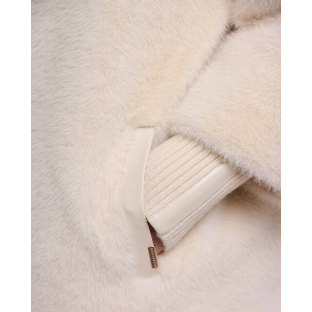 Rino & Pelle Jack pilar.7002611 Rino & Pelle Jack Pilar.7002611 large
