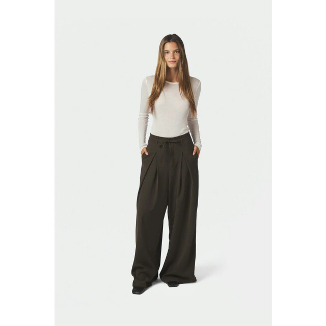 Neo Noir nika structure shorts 170464 676 dark brown 06541.870.0027 large