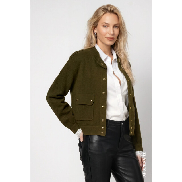 Monari  gebreide vest met decoratieve knopen 809935 618 olive 06228.368.0003 large