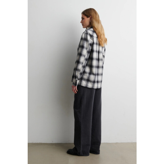 Second Female 61110 wille shirt 1027 egret 06615.241.0046 large