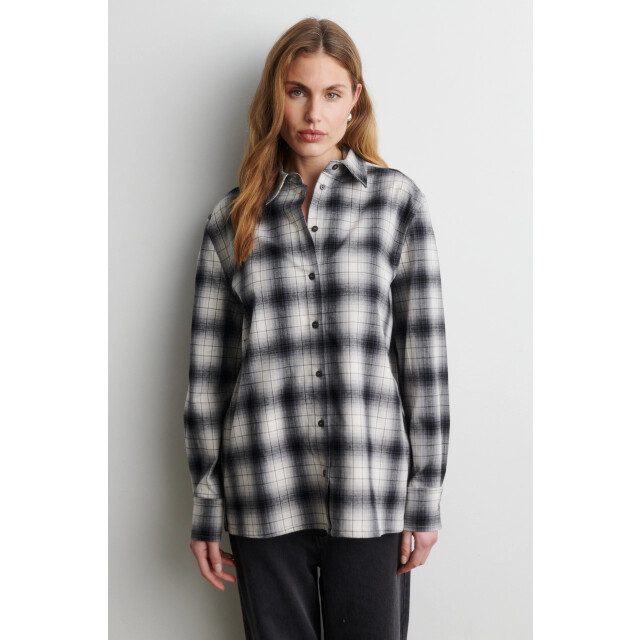 Second Female 61110 wille shirt 1027 egret 06615.241.0046 large