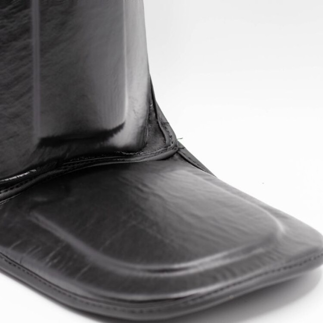 Forza shinguard synthetic leather black - 051303_990-XL large