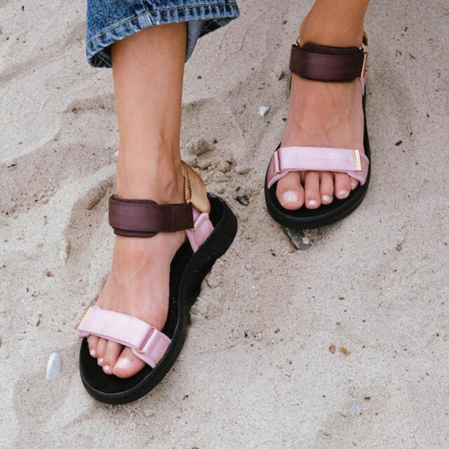 Woden Line Line large