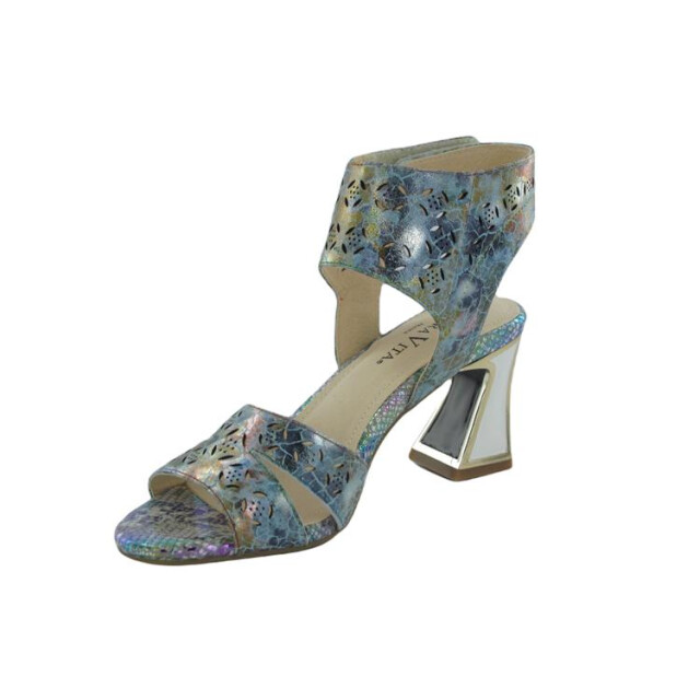 Laura Vita Jacbo 06 jacbo 06 large