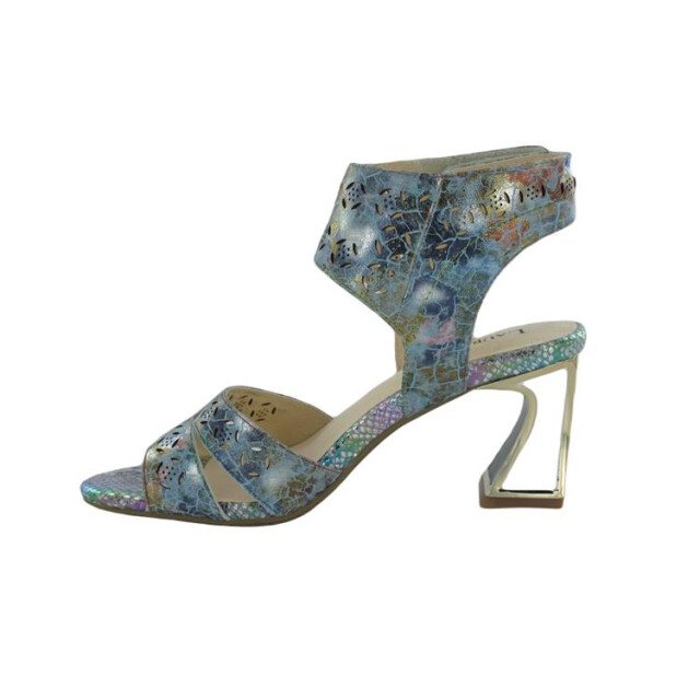 Laura Vita Jacbo 06 jacbo 06 large