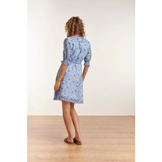 Smashed Lemon Zomerse chiffon jurk met overslag en ruffels in paisley 23113-000-625 large