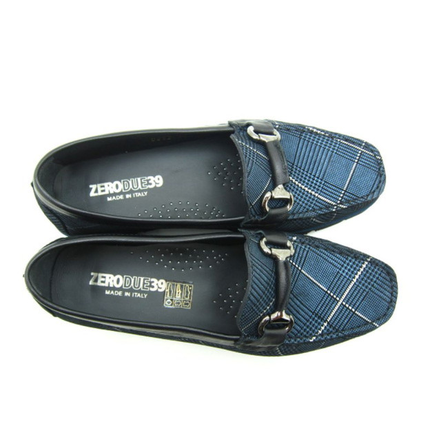 ZeroDue39 Li 8807 scottish blue LI 8807 large