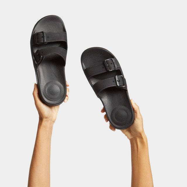 FitFlop Iqushion two-bar buckle slides FD2 large