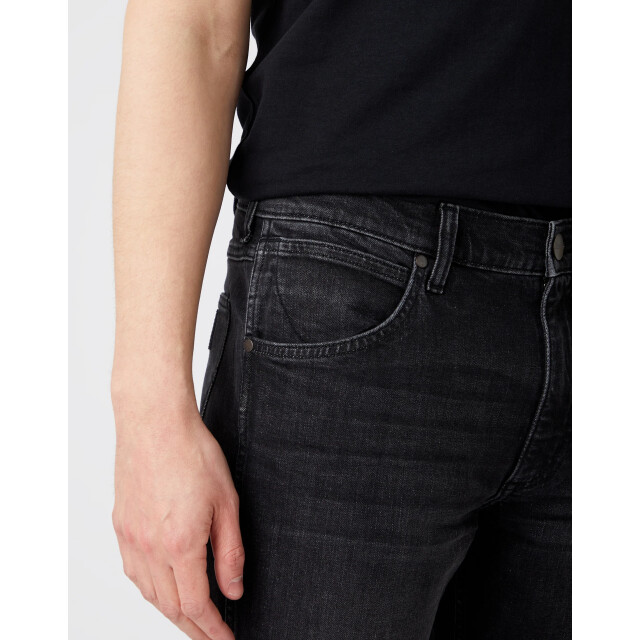 Wrangler Greensboro heren regular-fit jeans black dust WRANGLER W15QHT36W Greensboro Black Dust large
