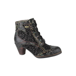 Laura Vita Alcizeeo 01 dorian dames veterboots gekleed