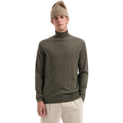Dstrezzed Ds destin turtle neck