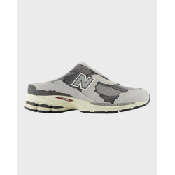 New Balance Slippers 2002r raincloud griijs