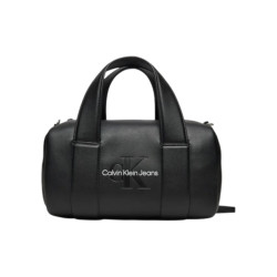 Calvin Klein Sculpted squarlle bag