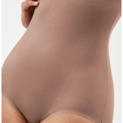 Spanx Thinstincts shaper slip 10402r café au lait