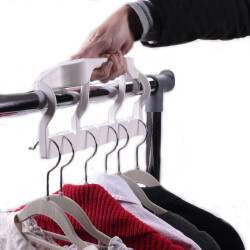 CaliCosy Draagt 9 plastic hangers