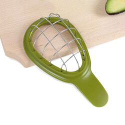 CaliCosy Avocado in kubusvorm snijden