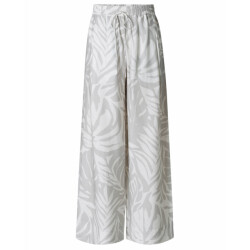 Yesta Broek a005333