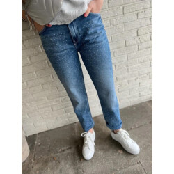 Cup of Joe Daisy mom fit blue denim
