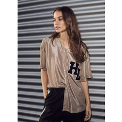 Haute L'Amitié Court t