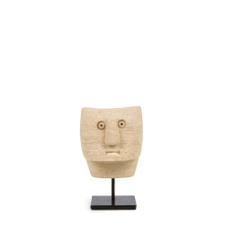 Bazar Bizar The sumba stone #23 on stand