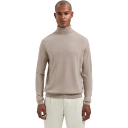 Dstrezzed Destin turtleneck