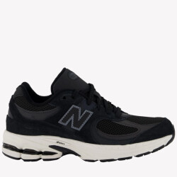 New Balance 2002 unisex sneakers in