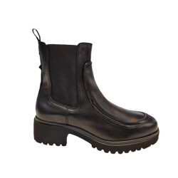 Piedi Nudi Ronta 02.03